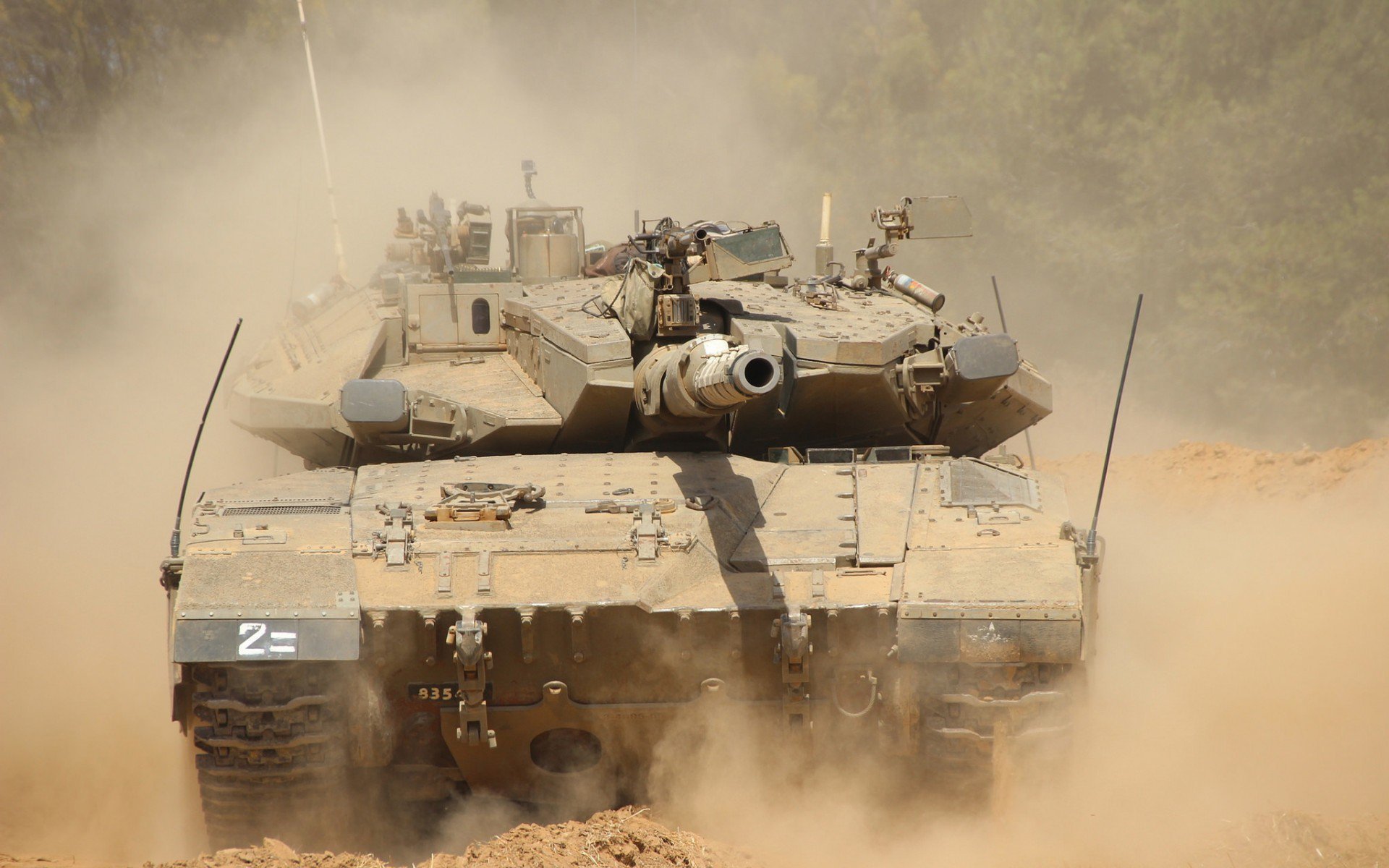 FB体育注册网址-“安赫尔·巴尔博萨的精准传球与快攻配合，成为阿根廷美洲狮队的关键战术执行者”