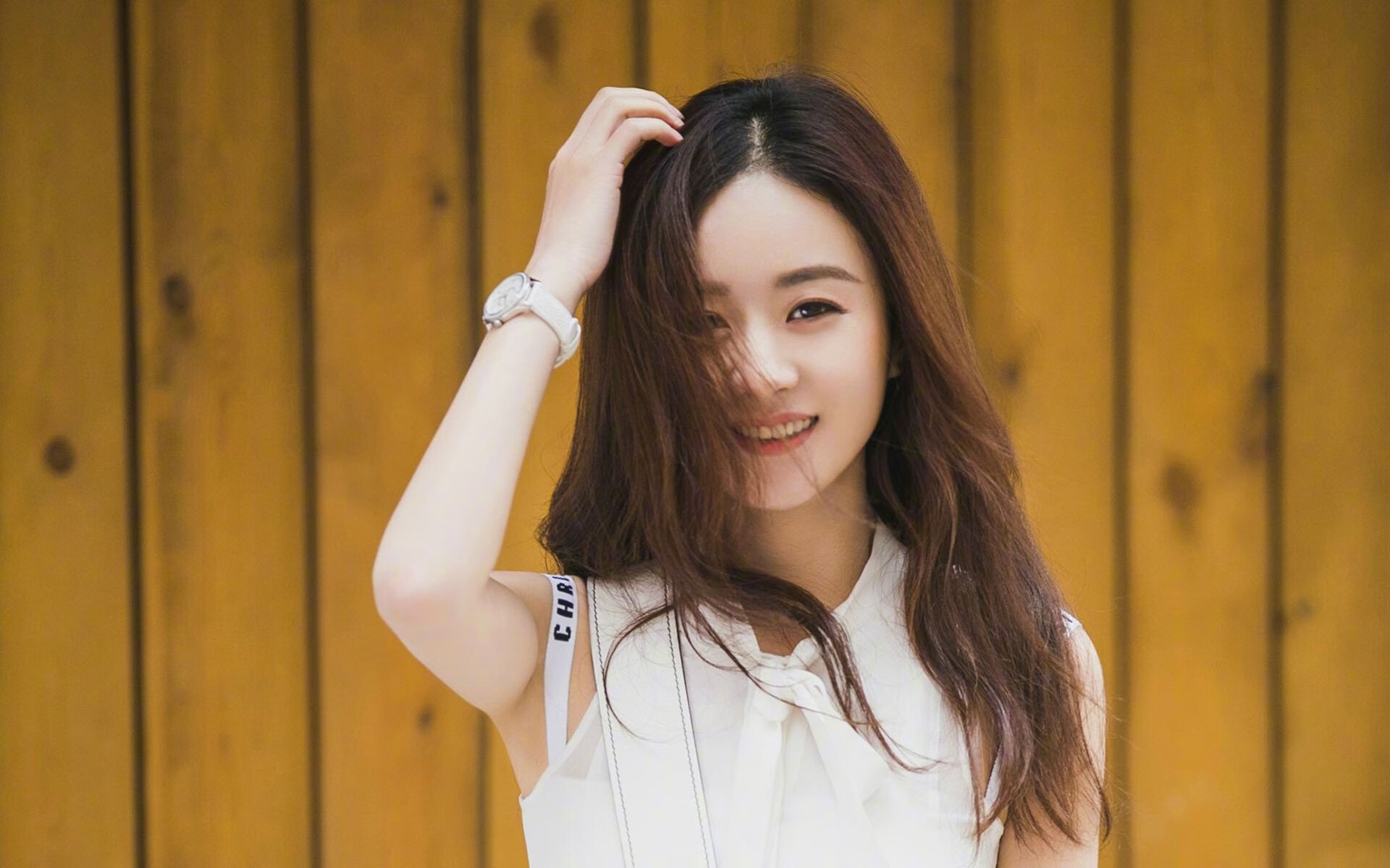 fb体育官网入口-李娜与前世界第一重逢拥抱合影，李娜与前世界第一重逢拥抱合影视频